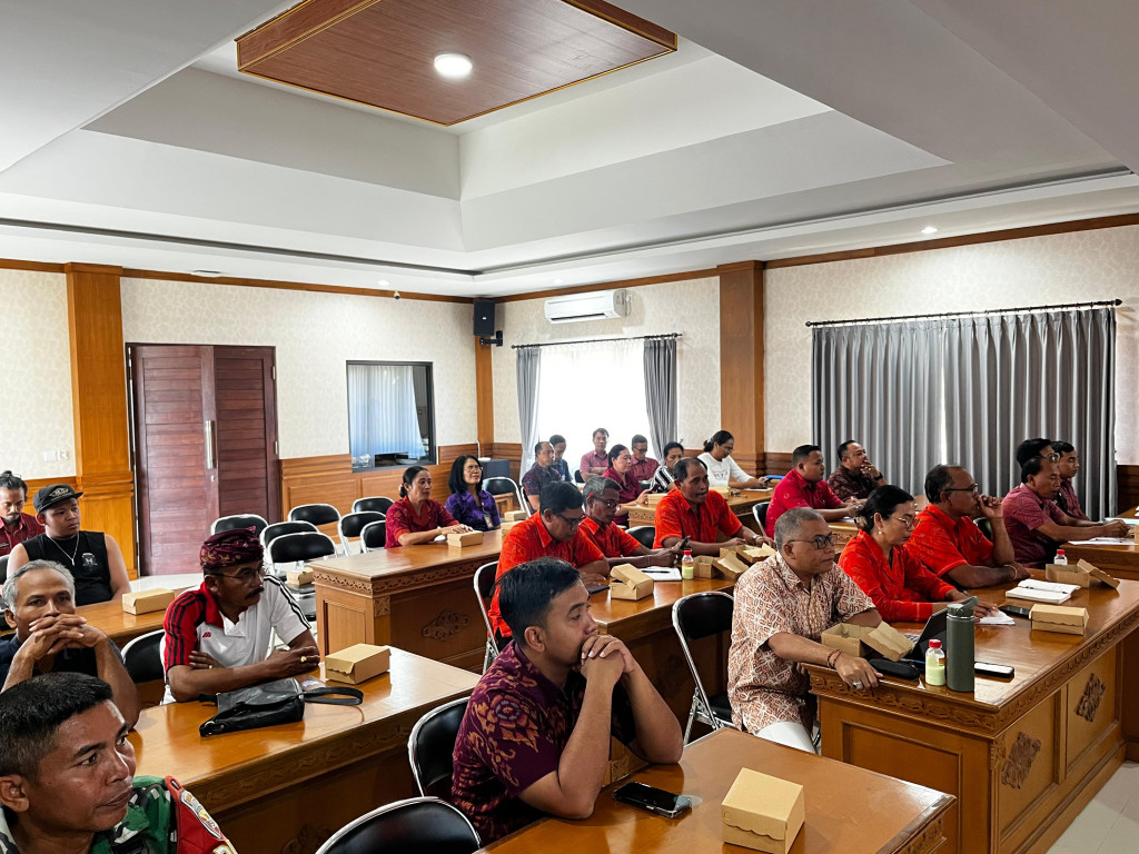 Pelaksanaan Musyawarah Perencanaan Pembangunan Desa ( MUSRENBANGDES ) ralam rangka penyusunan RKP Tahun 2026 di Desa Kuwum